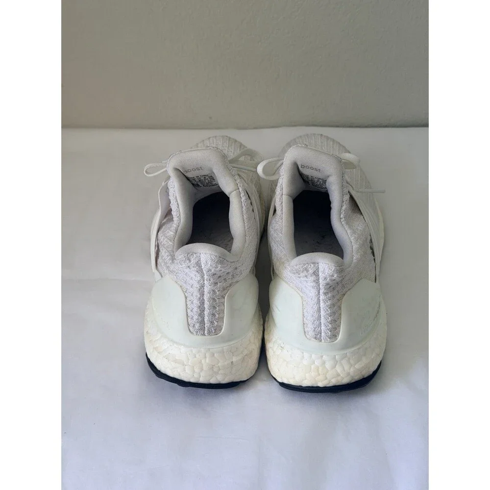 Adidas UltraBoost Men’s  Triple White Running Shoes Sneakers Size 7.5 US BB6168
